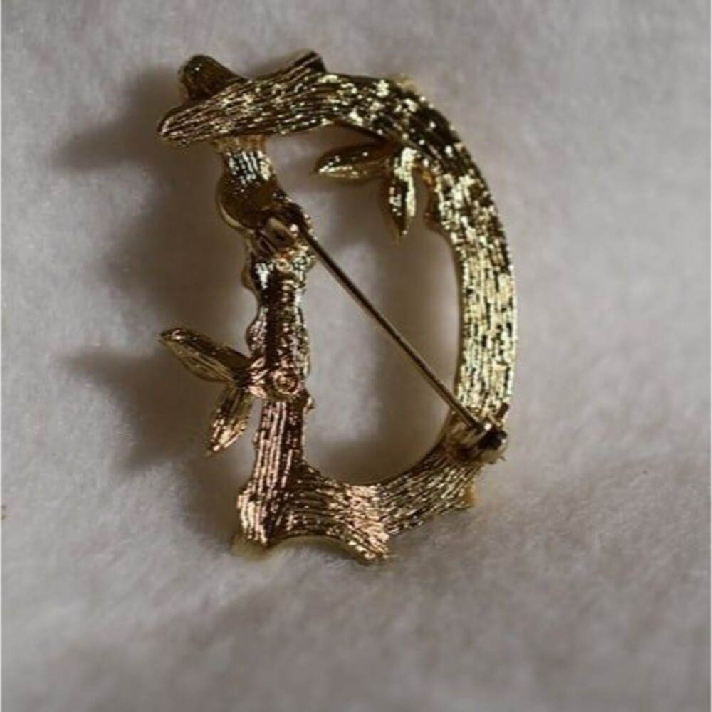 Sarah Coventry Vintage 60's Initial D Bamboo Branch Gold Tone Brooch Like New - Picture 3 of 3